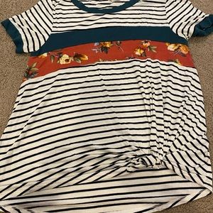 Floral stripe tshirt